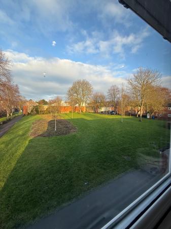 4 bedroom Apartment to let in Quarn Gardens, Derby, DE1