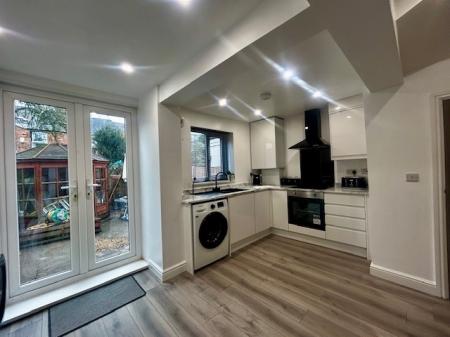 4 bedroom Terraced House to let in Redshaw Street, Derby, DE1