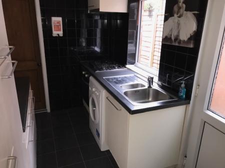 2 bedroom Flat to let in Arnold Street, Derby, DE22