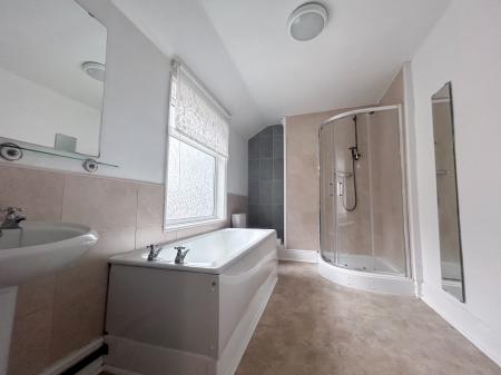 3 bedroom Terraced House to let in Ashbourne Road, Derby, DE22