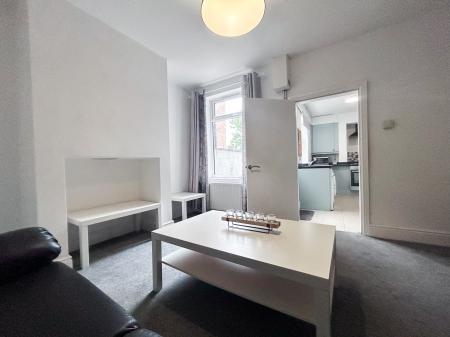 3 bedroom Terraced House to let in Ashbourne Road, Derby, DE22