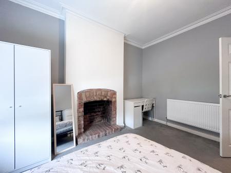 3 bedroom House to let in Webster Street, Derby, DE1