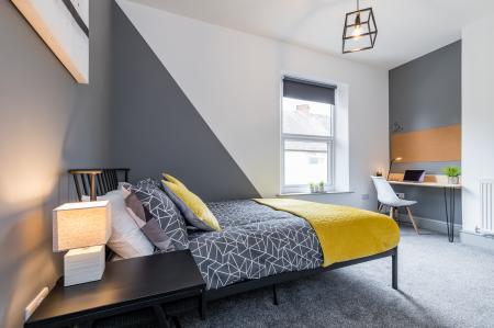 4 bedroom Semi-detached house to let in Stepping Lane, Derby, DE1