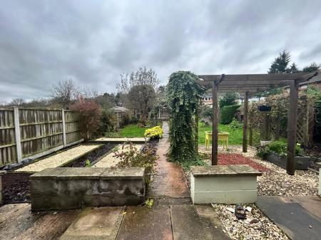 3 bedroom Semi-detached house to let in Raleigh Street, Derby, DE22