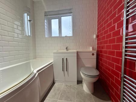 3 bedroom Semi-detached house to let in Raleigh Street, Derby, DE22