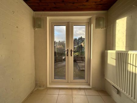 3 bedroom Semi-detached house to let in Raleigh Street, Derby, DE22