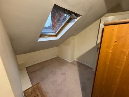 4 bedroom Terraced House for sale in Windmill Hill Lane, Derby, DE22