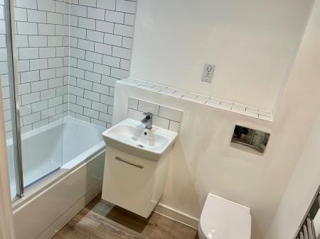 2 bedroom Apartment to let in Bilsborrow Avenue, Derby, DE1