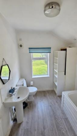 2 bedroom Terraced House to let in Cecil Street