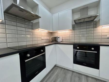 6 bedroom Detached house to let in Ivy Grove, Ripley, DE5