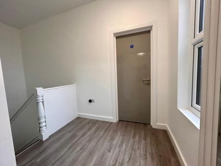 6 bedroom Detached house to let in Ivy Grove, Ripley, DE5