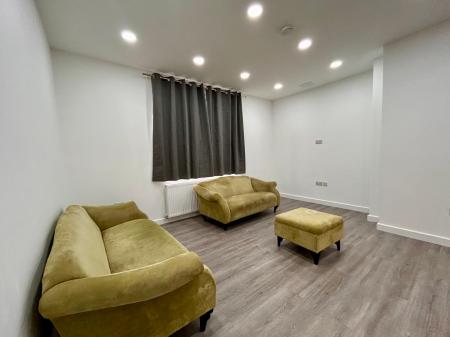 6 bedroom Detached house to let in Ivy Grove, Ripley, DE5