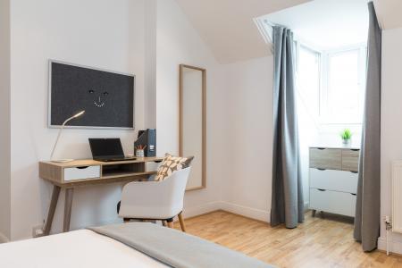 1 bedroom House share to let in 8 Broadway, Derby, DE22