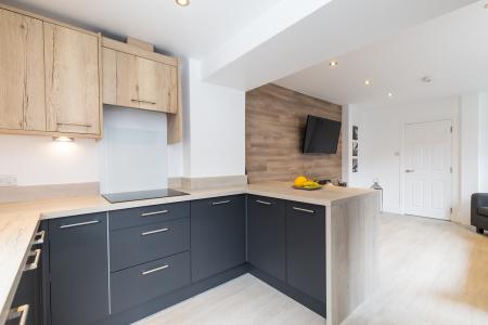 1 bedroom House share to let in 8 Broadway, Derby, DE22