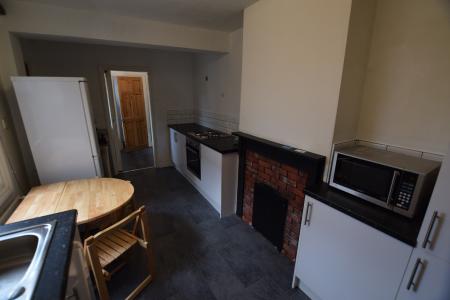 3 bedroom Flat to let in Ashbourne Road, Derby, DE22
