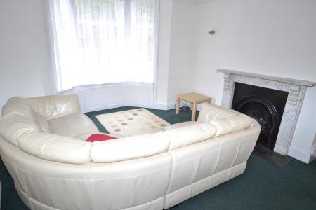 3 bedroom Flat to let in Ashbourne Road, Derby, DE22