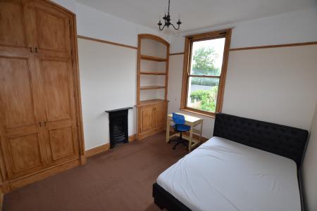 3 bedroom Flat to let in Ashbourne Road, Derby, DE22