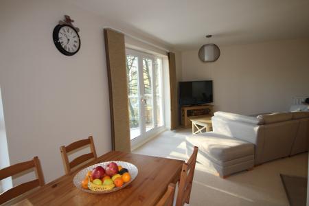 2 bedroom Apartment to let in Pineview Gardens, Derby, DE23