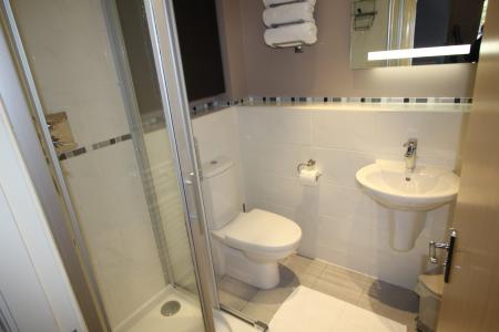 2 bedroom Apartment to let in Pineview Gardens, Derby, DE23
