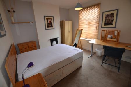 2 bedroom Flat to let in Peel Street, Derby, DE22