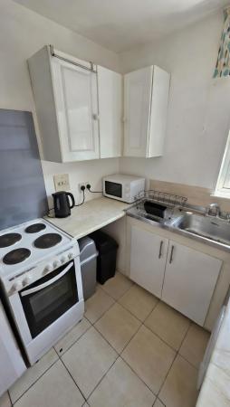 2 bedroom Terraced House to let in Cecil Street