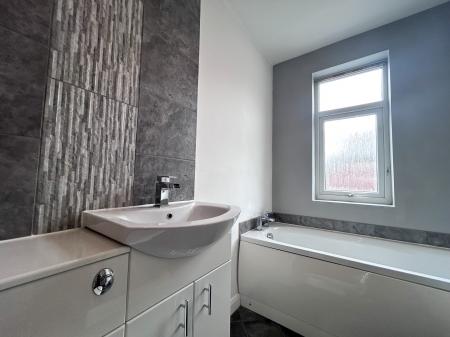 3 bedroom Terraced House to let in Webster Street, Derby, DE1