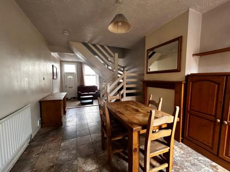 2 bedroom Terraced House to let in Cecil Street, Derby, DE22