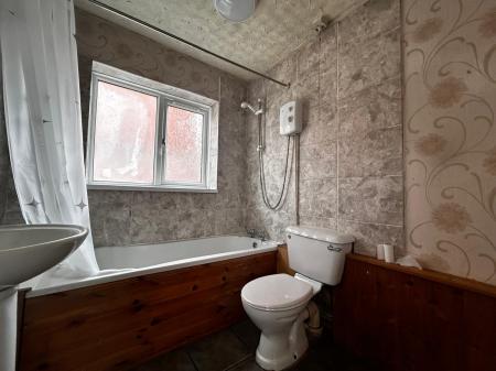 2 bedroom Terraced House to let in Cecil Street, Derby, DE22