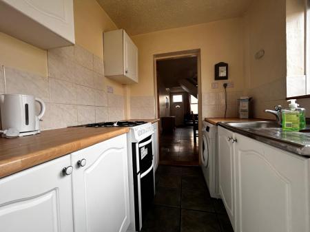 2 bedroom Terraced House to let in Cecil Street, Derby, DE22