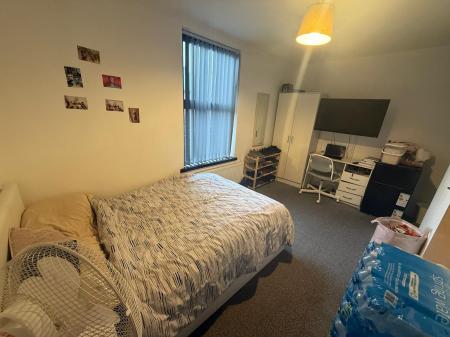 5 bedroom Terraced House to let in Wild Street, Derby, DE1