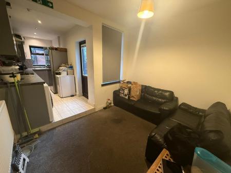 5 bedroom Terraced House to let in Wild Street, Derby, DE1