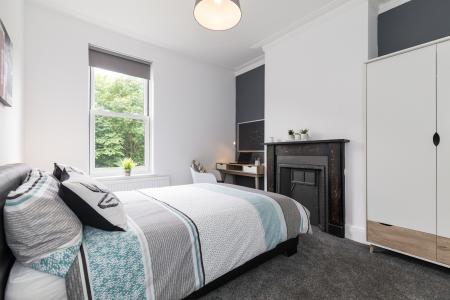 5 bedroom Terraced House to let in Broadway