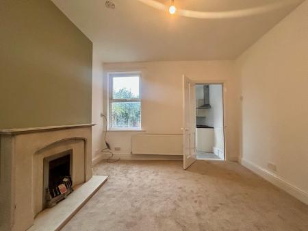 2 bedroom House to let in Commerce Street, Alvaston, DE24