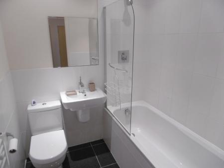 2 bedroom Apartment to let in Pineview Gardens, Derby, DE23