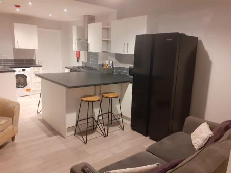 5 bedroom Terraced House to let in Longford Street, Derby, DE22