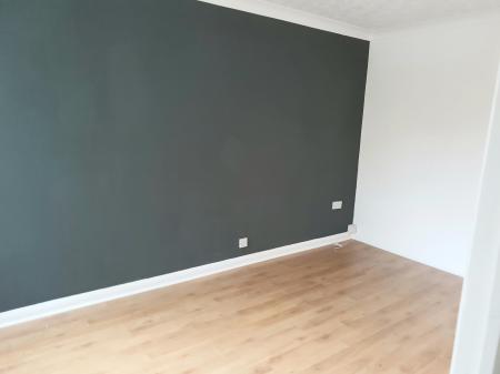 2 bedroom House to let in Solway Close, Derby, Oakwood, DE21