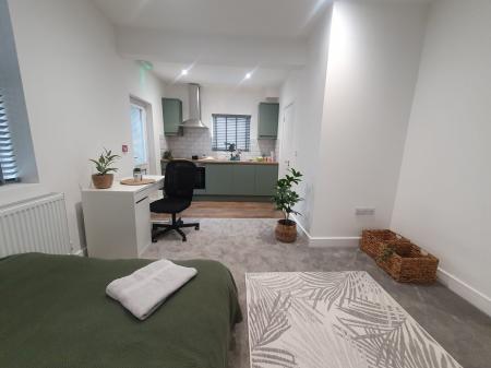 1 bedroom Studio flat to let in London Road, Derby, Alvaston, DE24