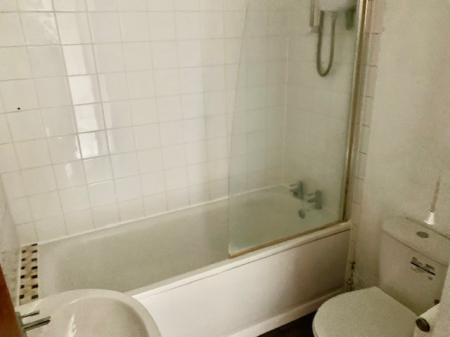 2 bedroom House to let in Drewry Lane, Derby, DE22