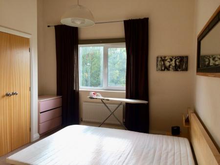 2 bedroom Apartment to let in Pineview Gardens, Derby, Littleover, DE23