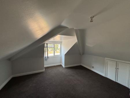 4 bedroom Bungalow for sale in Goodsmoor Road, Derby, Littleover, DE23