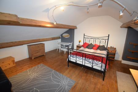 1 bedroom House share to let in Room 2
