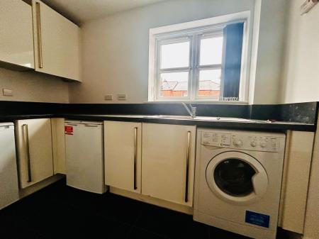 2 bedroom Flat to let in Parliament Street, Derby, DE22