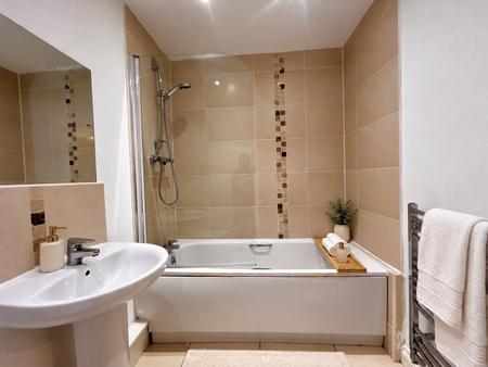 2 bedroom Flat to let in Parliament Street, Derby, DE22
