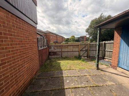 3 bedroom Semi-detached house for sale in Nuns Street, Derby, DE1