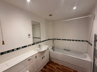 3 bedroom Town house for sale in Roman Road, Derby, Chester Green, DE1