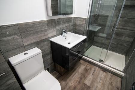 1 bedroom Studio flat to let in Charnwood Street, Derby, DE1