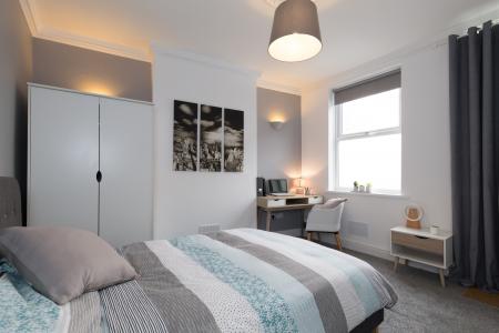 1 bedroom House share to let in Stepping Lane