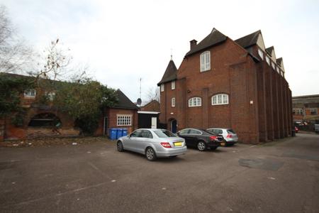 2 bedroom Apartment to let in 72 Great Northern Road, Derby, City Centre, DE1