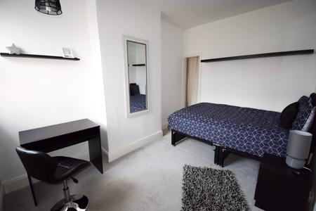 Longford Street, Derby, DE22