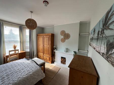 6 bedroom House to let in Bass Street, Derby, City Centre, DE22